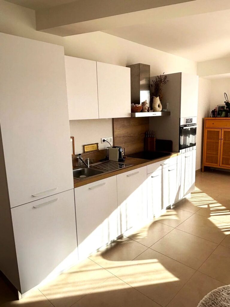 Appartement Moderne avec Vue Mer à Ajaccio – 4 pièces – NR chambres – 110 m²