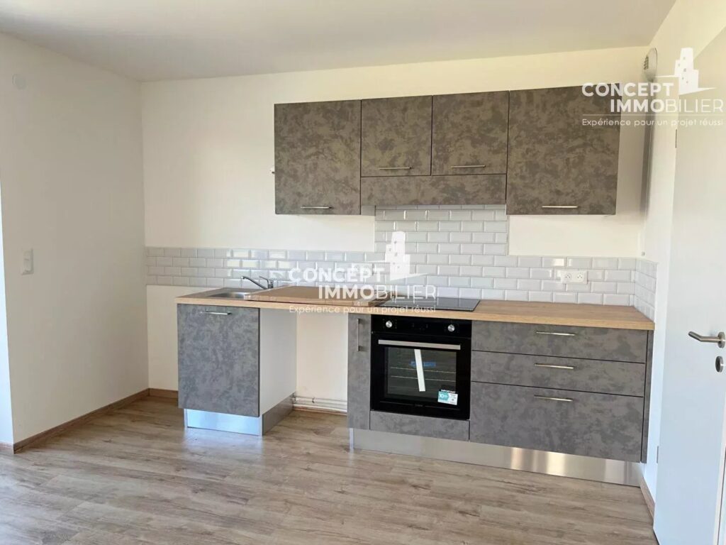 Maison Fameck 5 pièce(s) 111 m2 – garage et jardin – quartier calme – 5 pièces – 4 chambres – 111 m²