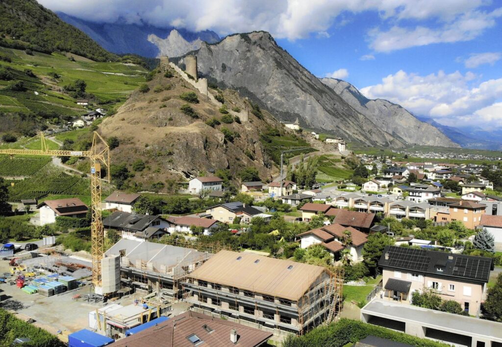 VILLA MITOYENNE LUXUEUSE DE 181 M2 – 6 pièces – NR chambres – 181 m²