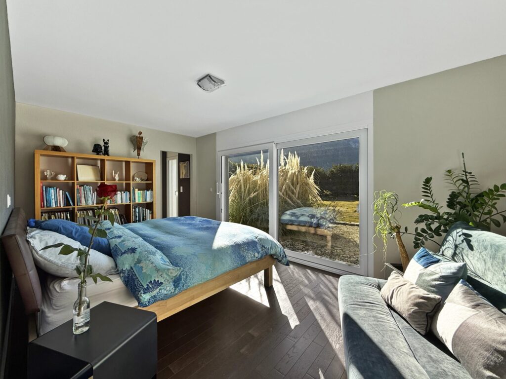 Villa contemporaine avec piscine à Fully ! – NR pièces – 5 chambres – 207 m²