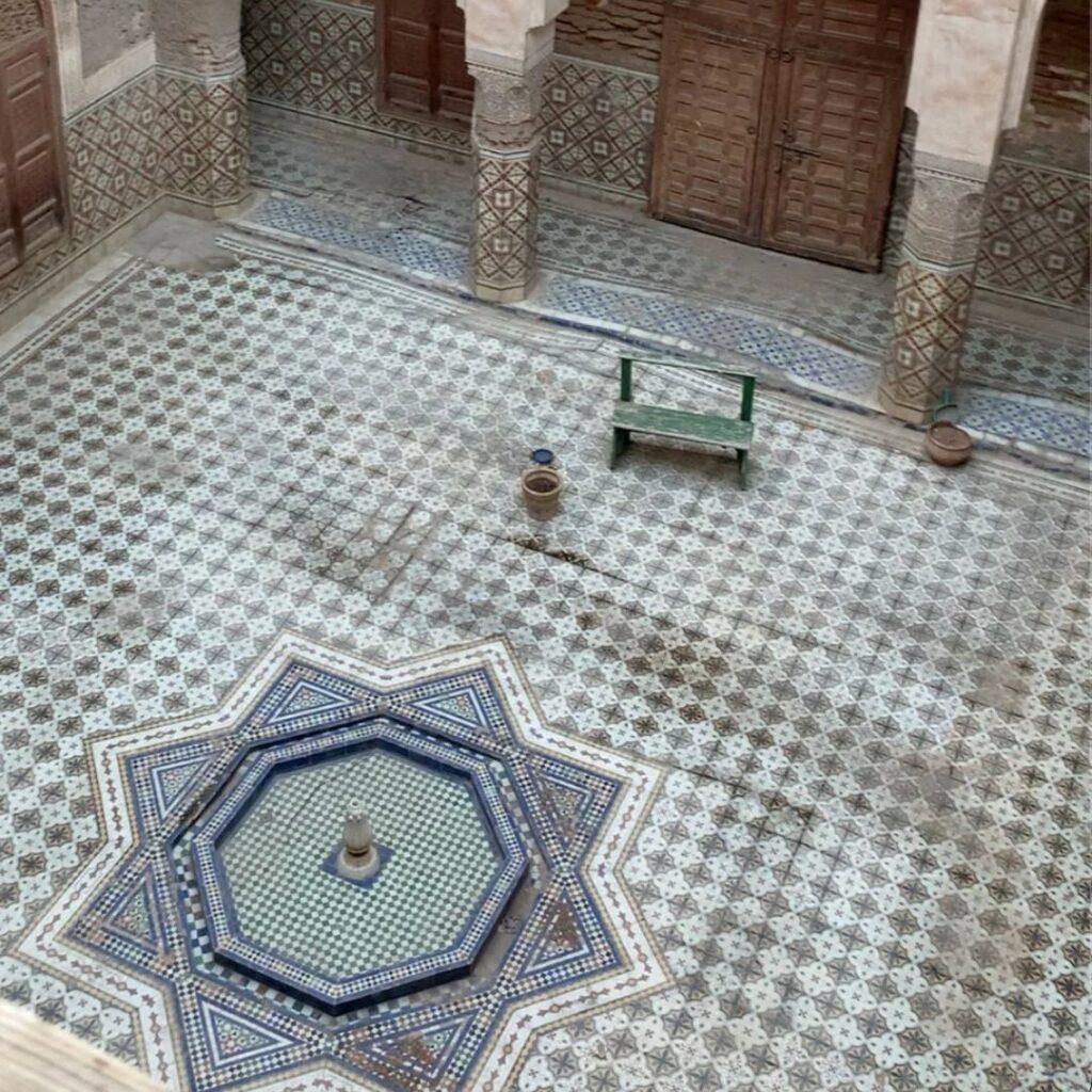 Riad d’exception à rénover – Quartier  Ben Youssef | 450 m² | 1 200 000 € – NR pièces – NR chambres