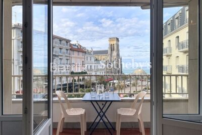 Centre ville vue océan – 3 pièces – 2 chambres – 76 m²