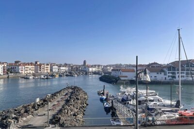 Appartement vue mer – 5 pièces – 2 chambres – 130 m²