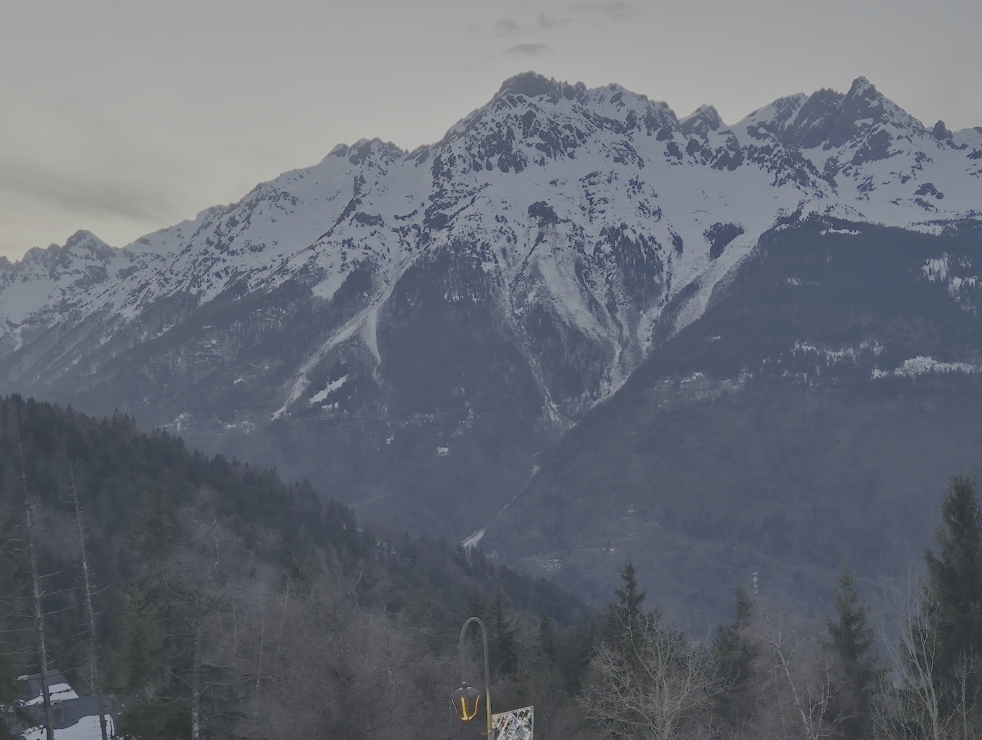 vue montagne coucher de soleil oz