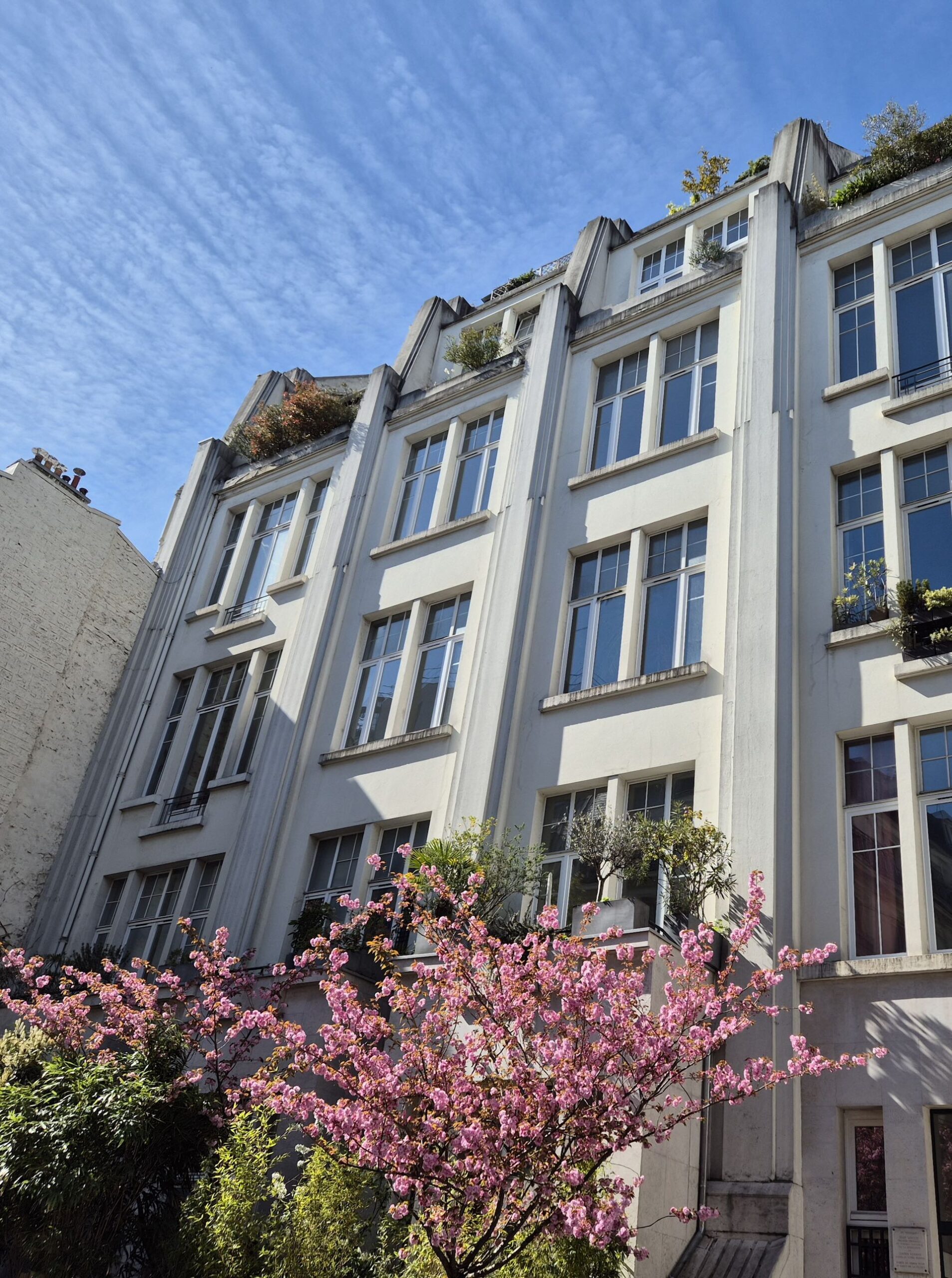 vue ville paris ensoleille