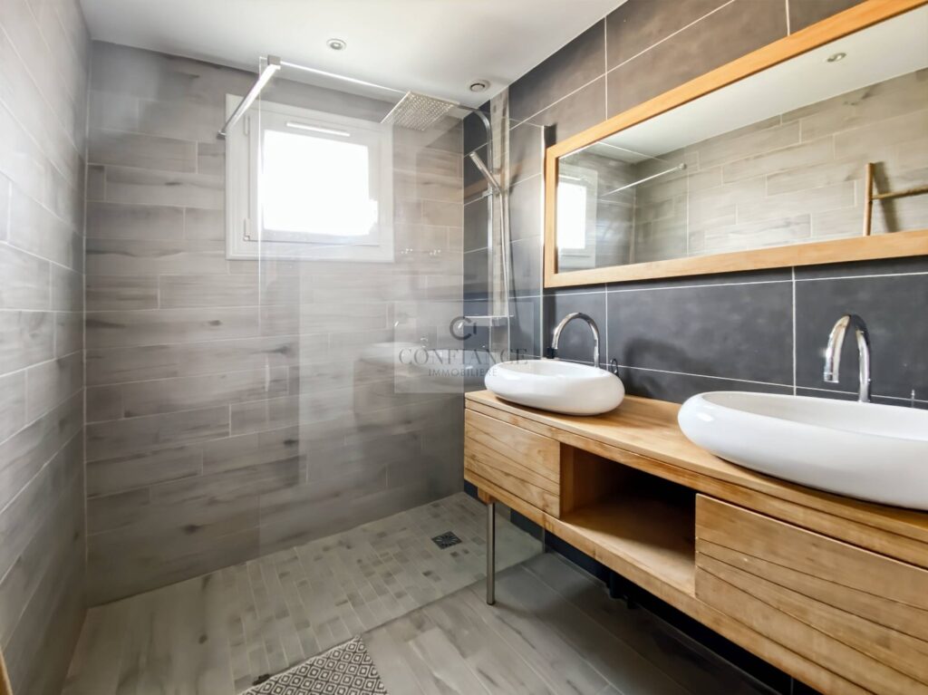 Appartement – 4 pièces – 3 chambres – 87 m²