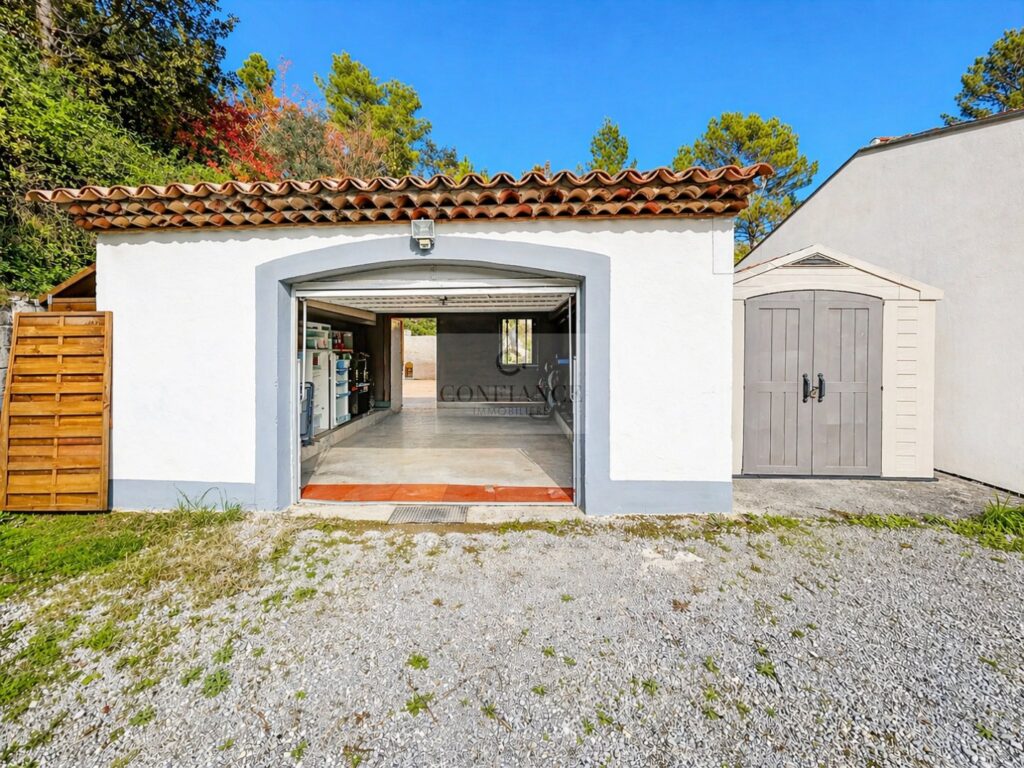 Maison individuelle – 5 pièces – 4 chambres – 140 m²