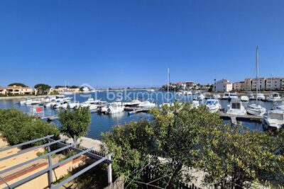 A VENDRE APPARTEMENT STUDIO CABINE DE 26M² A SAINT CYPRIEN PLAGE – LES CAPELLANS – PARKING PRIVE – PISCINE – PROCHE DE LA PLAGE ET DES COMMERCES – 1 pièce – NR chambres – 26 m²