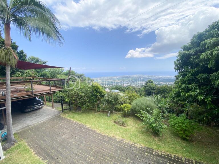 VILLA F5/6 AVEC VUE MER EXCEPTIONNELLE – 5 pièces – 4 chambres – 200 m²