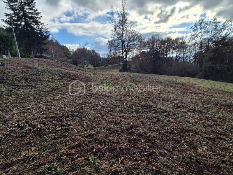 Terrain à vendre à Thiers