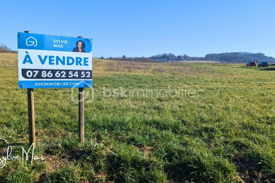 Terrain à vendre à Saint georges