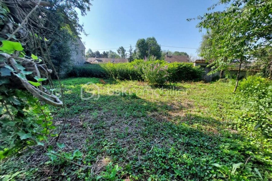 Terrain à vendre à Montigny lencoup