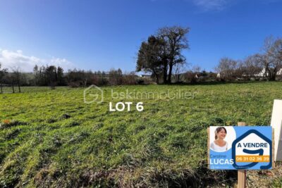 Terrain à vendre à Plomodiern
