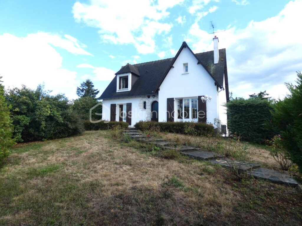 Maison familiale sur sous-sol – 6 pièces – 4 chambres – 148 m²