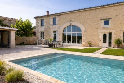 Maison à vendre à Aigre