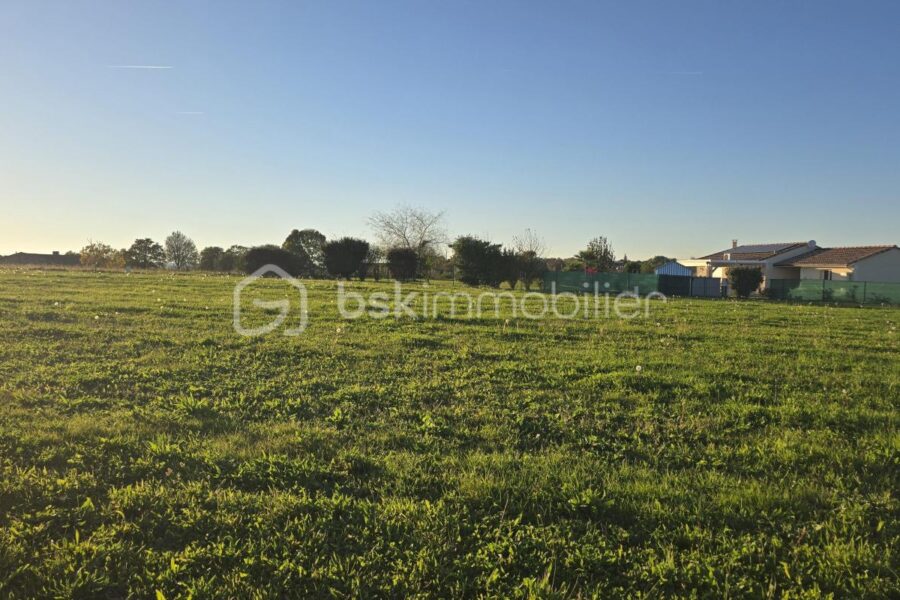 Terrain à vendre à Merignac