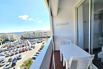 EN EXCLUSIVITE – VUE ETANG – ASCENSEUR – 1 pièce – NR chambres – 25 m²