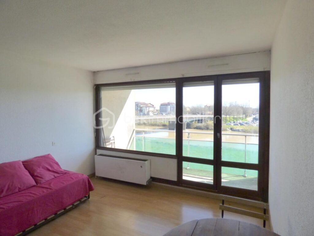 Appartement T1 avec balcon – 1 pièce – NR chambres – 27 m²