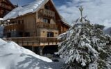 à vendre CHALET DE PRESTIGE — Auron, Station des Alpes-Maritimes 176 m² — 4 chambres — Vue imprenable sur le domaine skiable – 6 pièces – 4 chambres – 176 m²