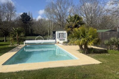 Maison familiale avec piscine chauffée – 7 pièces – 4 chambres – 150 m²