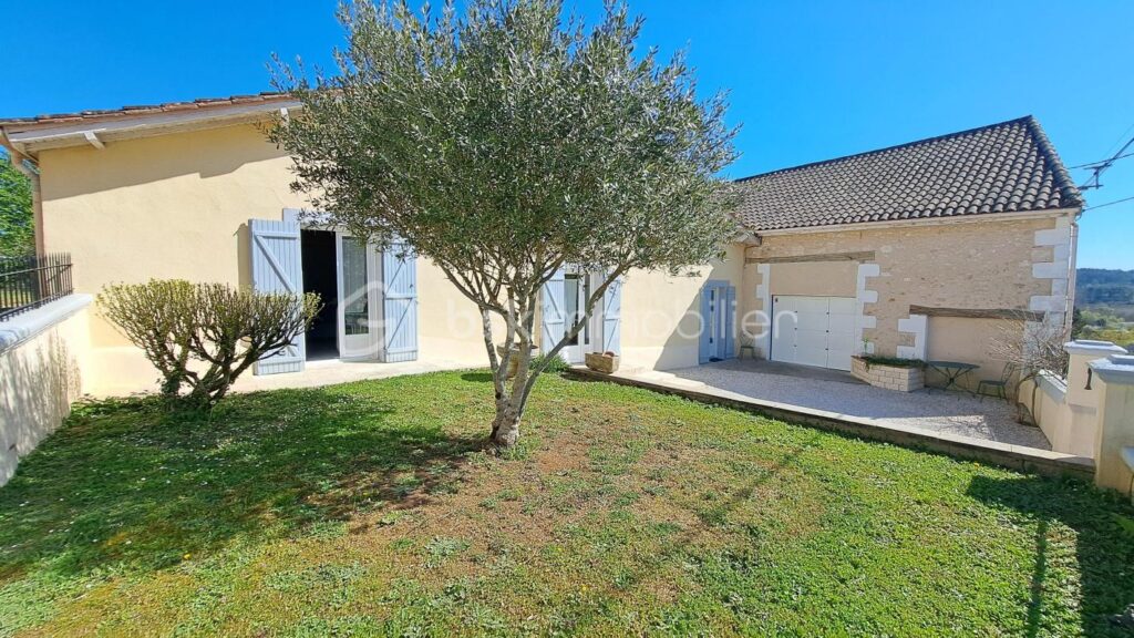 Corps de ferme – 4 pièces – 3 chambres – 136 m²