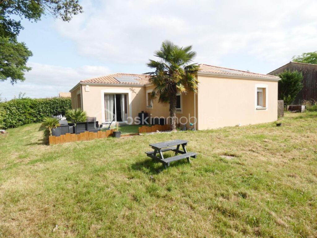 Maison 6 pièces 120 m2 – 6 pièces – 5 chambres – 120 m²