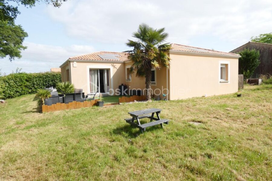 Maison à vendre à Corcoue sur logne