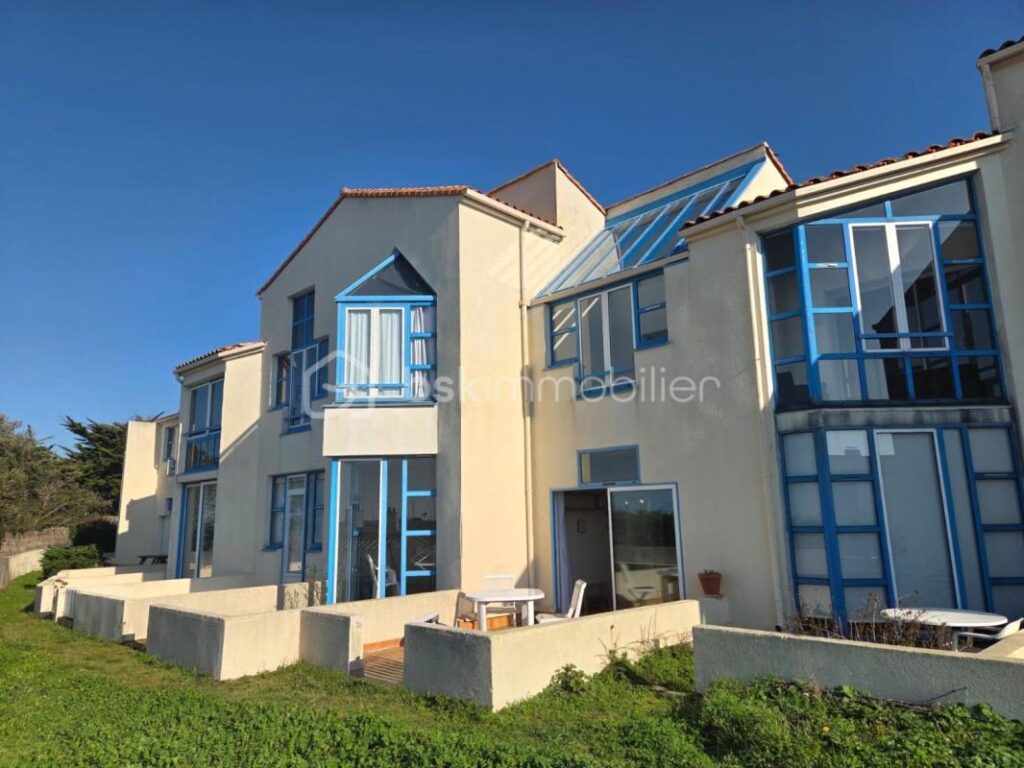 Studio 25m² face à la mer OUEST terrasse 12m² parking – 1 pièce – NR chambres – 25 m²