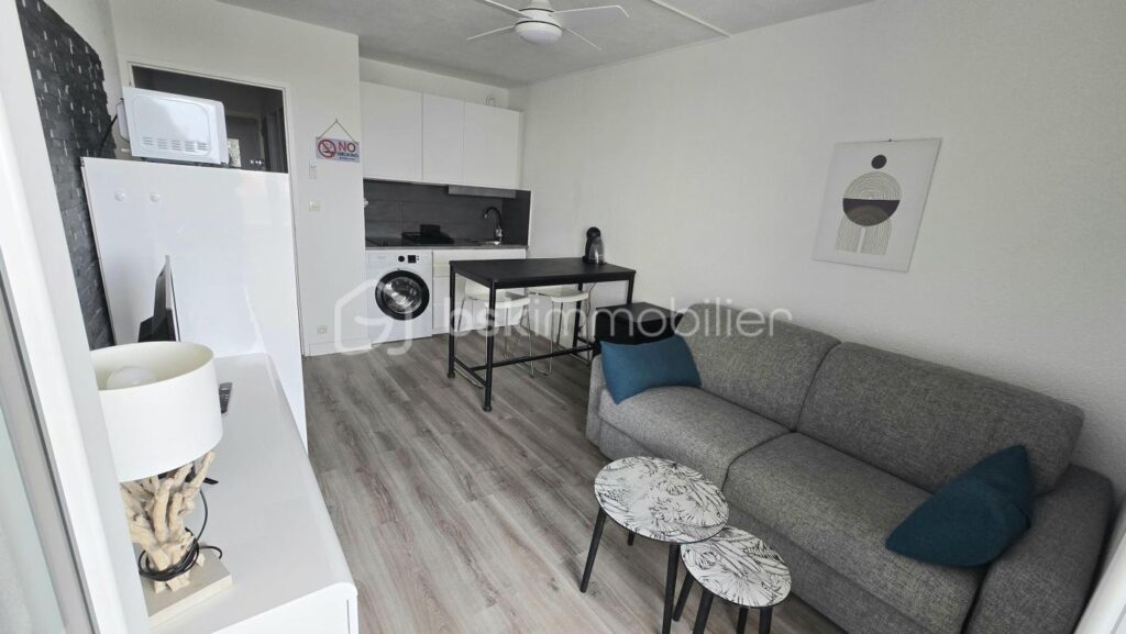 APPARTEMENT VUE ÉTANG ET CANIGOU – 1 pièce – NR chambres – 25 m²