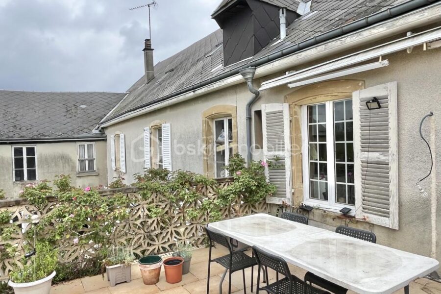 Maison à vendre à Balan