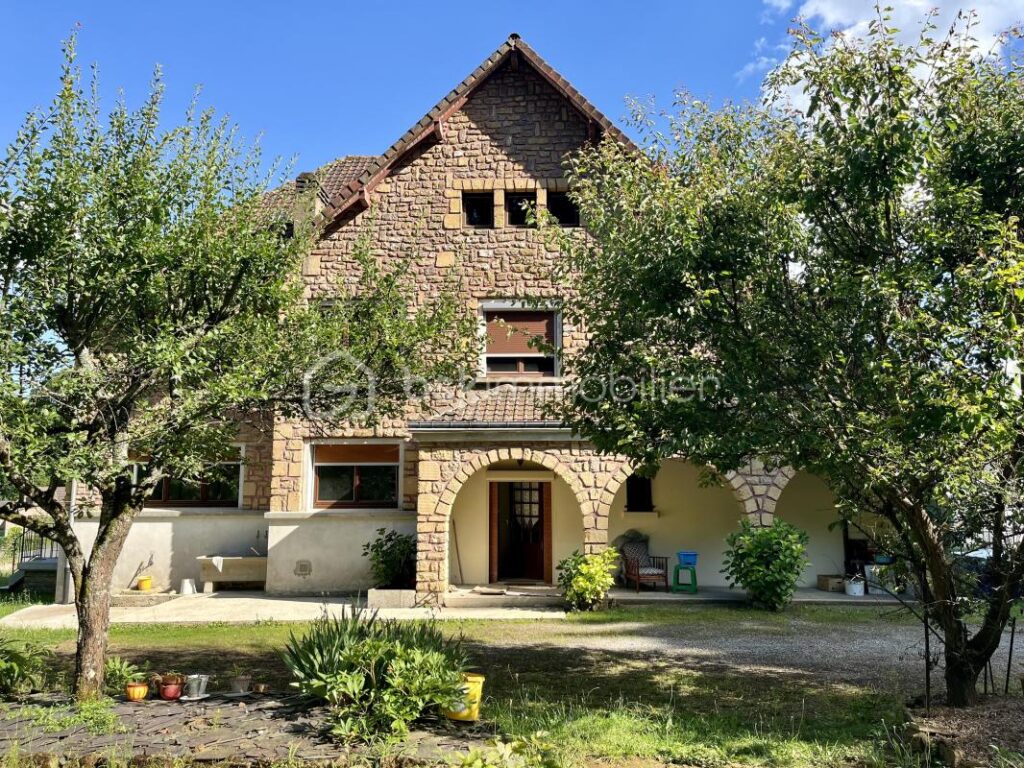 Maison d’exception 300 m² – 11 pièces – 7 chambres – 300 m²