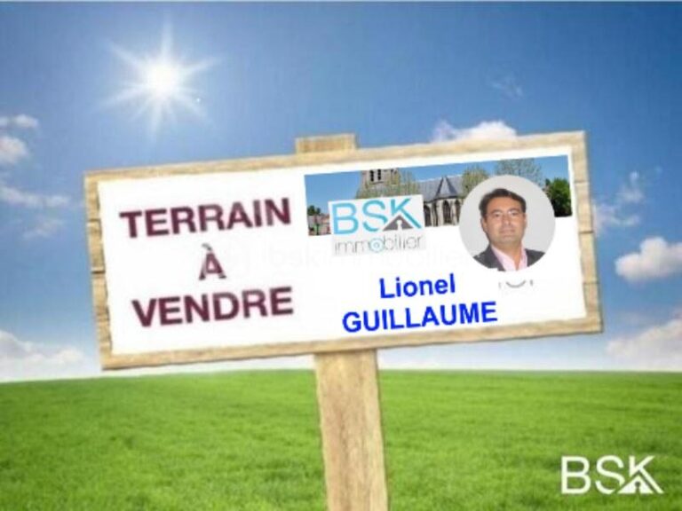 Terrain constructible, libre de constructeur, 24 m de façade – NR pièces – NR chambres – 1259 m²