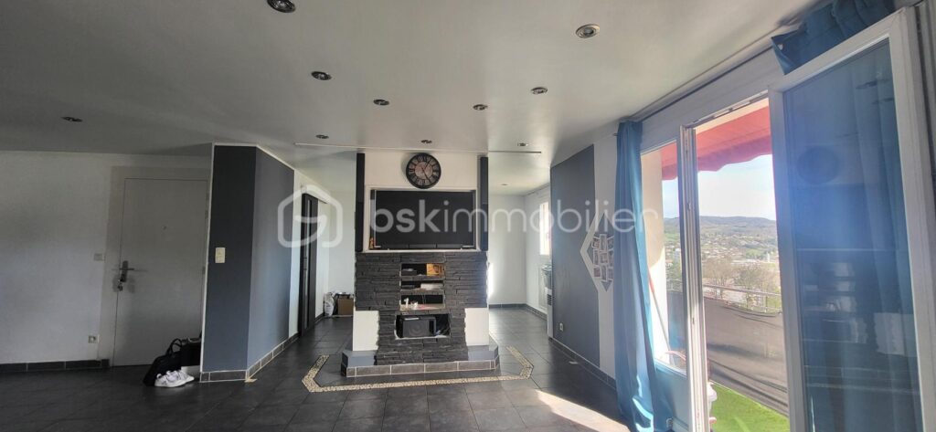 Appartement T4 Lumineux avec Balcon Plein Sud – Gap Sud – 4 pièces – 2 chambres – 74 m²