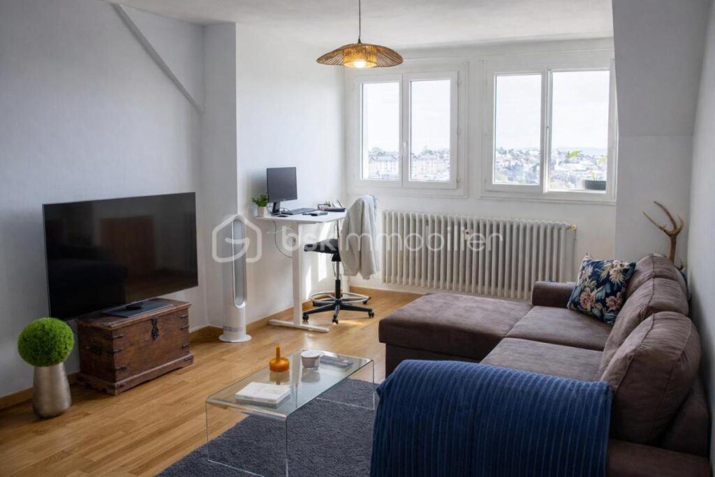 T2 de 46 m² au dernier étage avec vue dégagée – 2 pièces – 1 chambre – 46 m²