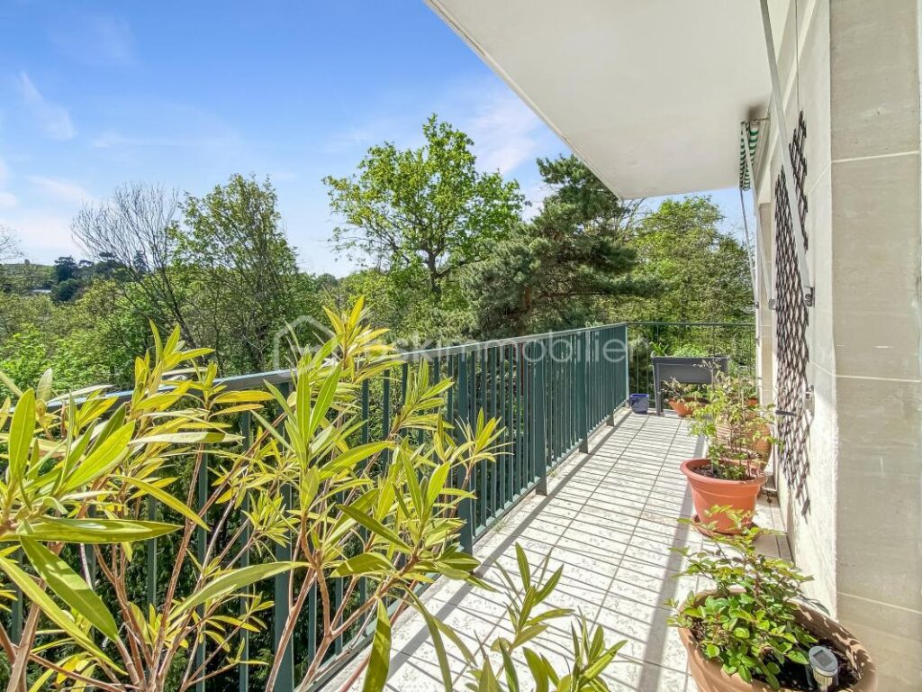 Appartement – 4 pièces – Ville-d’Avray – 4 pièces – 2 chambres – 93 m²