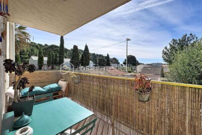 T2 rénové-double balcons-vue dégagée- parking – 2 pièces – 1 chambre – 48 m²