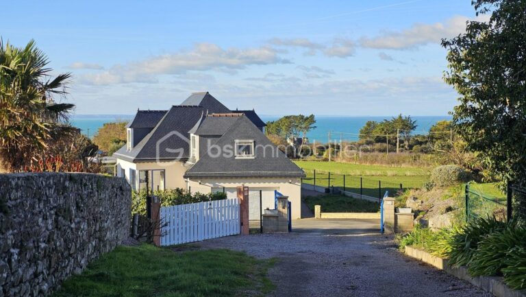 Maison d’Architecte Vue Mer – Équipée PMR – Plage 3 mn – 7 pièces – 3 chambres – 223 m²