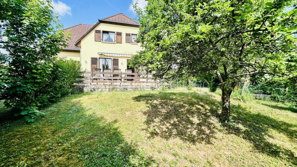 Maison traditionnelle de 1990 – 7 pièces – 5 chambres – 190 m²