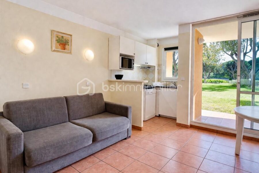 Appartement à vendre à Mandelieu la napoule