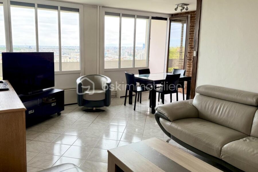 Appartement à vendre à Bagnolet — Vue sur la ville — photo 2