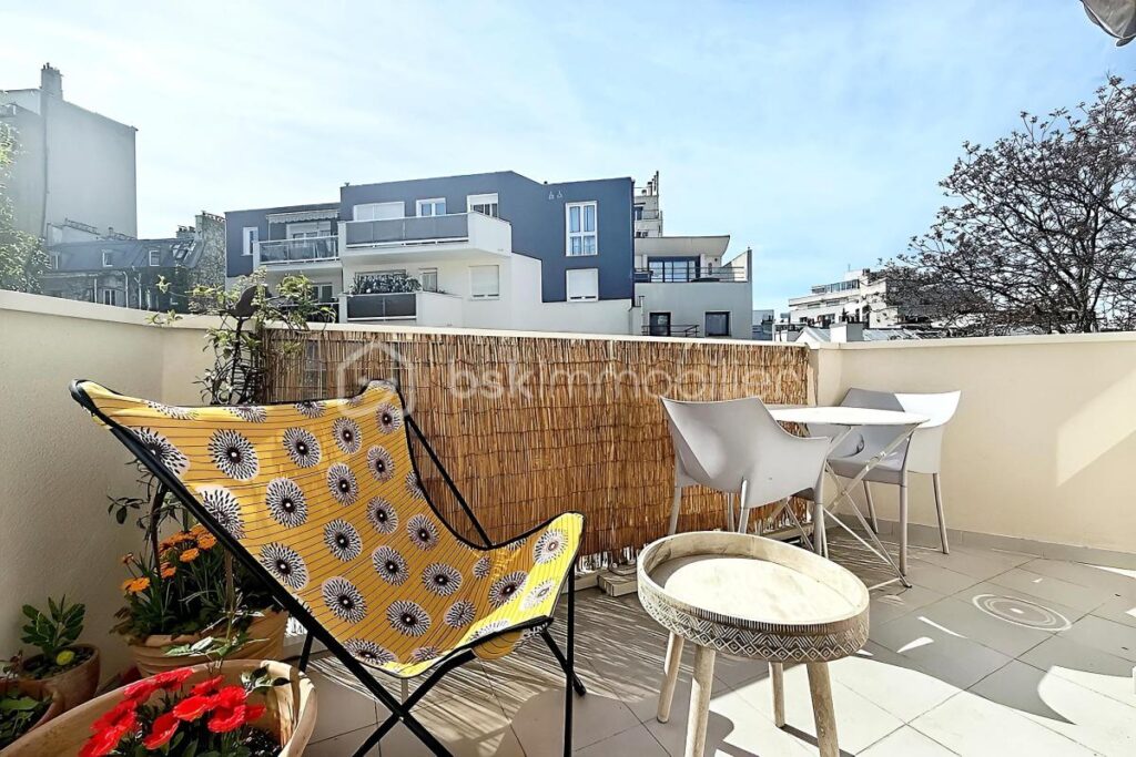 Beau 2 pièces avec balcon plein sud sur Jardin avec Parking et cave – 2 pièces – 1 chambre – 48 m²