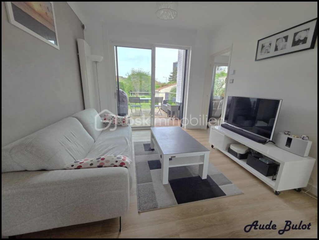 Charmante maison bel étage de 118 m² sur parcelle de 400 m² – Confort et qualité de vie – 6 pièces – 4 chambres – 118 m²