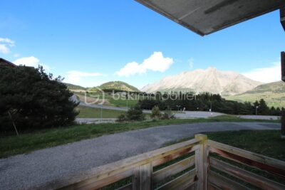Appartement T2 + coin montagne avec terrasse et vue dégagée – Superdévoluy – 2 pièces – 1 chambre – 34 m²
