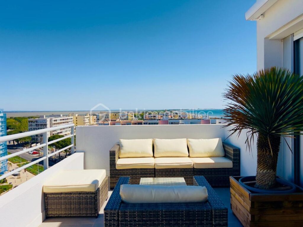 Appartement d&rsquo;exception au Port de CARNON-PLAGE – 3 pièces – 1 chambre – 64 m²