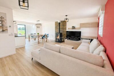 Élégante maison de plain-pied – 6 pièces – 3 chambres – 106 m²