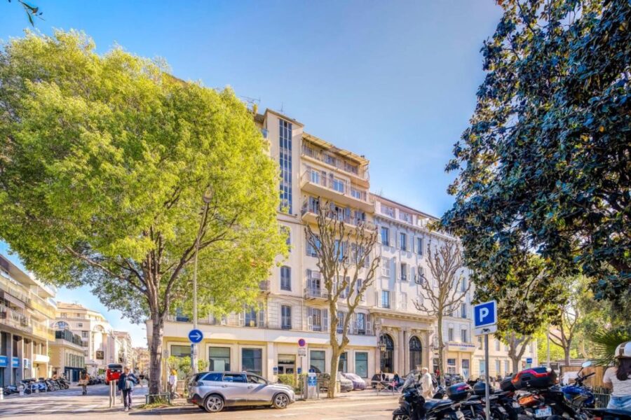 Appartement à vendre à Nice — Vue sur la ville — photo 2