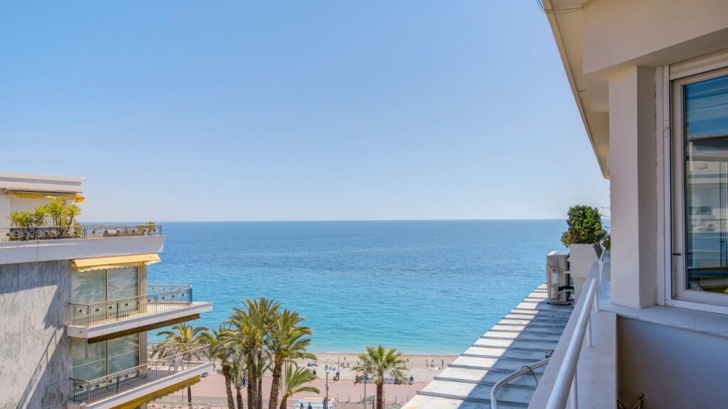Exceptionnel Nice Promenade 3/4p en dernier étage avec terrasses – 4 pièces – 2 chambres – 123 m²