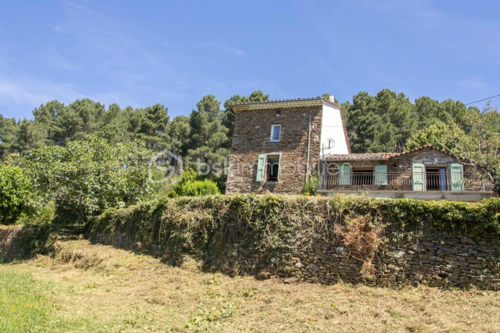 Mas cévenol à rénover – 4 pièces – 3 chambres – 91 m²