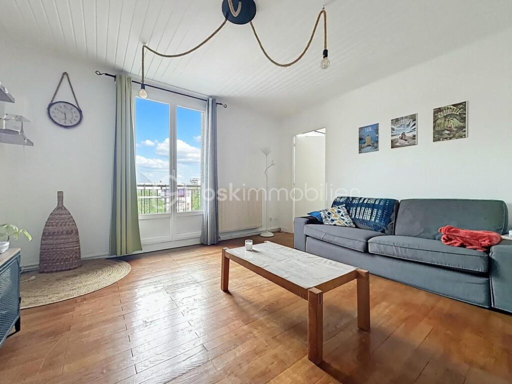 Appartement T4 de 67m2- DERNIER ÉTAGE + cave – 4 pièces – 3 chambres – 67 m²