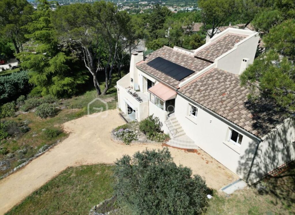 Maison Familiale 6 Pièces avec Vue Exceptionnelle – 6 pièces – 4 chambres – 103 m²
